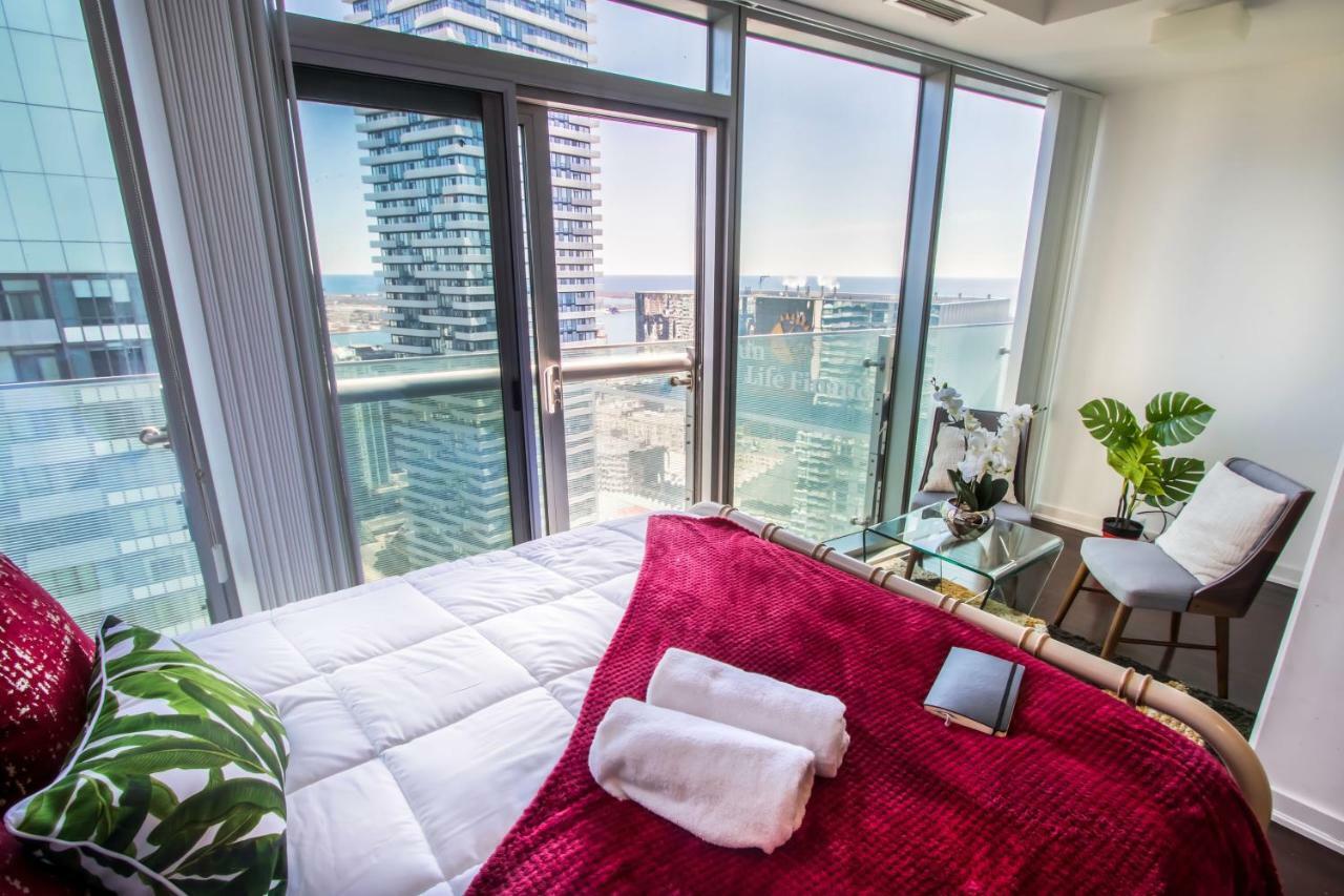 Micasa Suites - Modern Executive Condo Торонто Экстерьер фото
